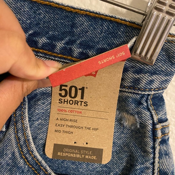 Levi’s 501 Shorts NWT Size 25 - never worn - Picture 4 of 8